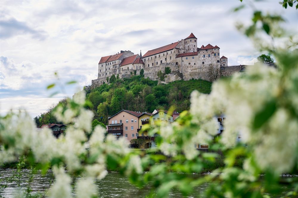 Blick auf die Burg Burghausen